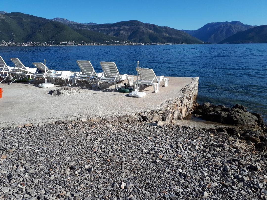 Apartments Sino More Тиват Екстер'єр фото