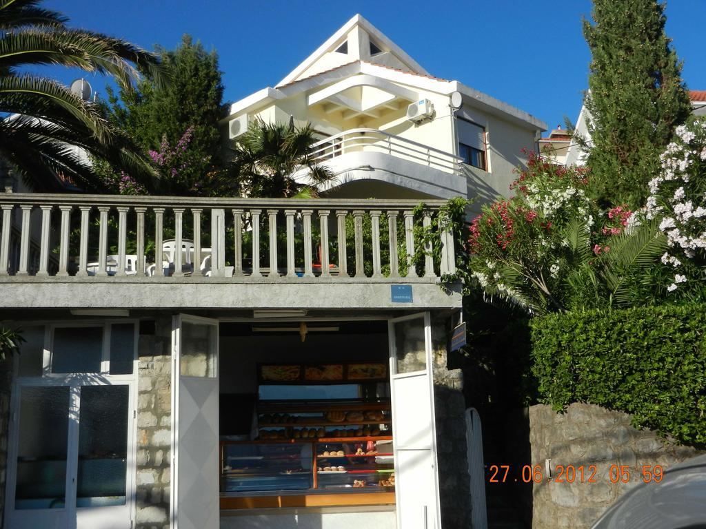 Apartments Sino More Тиват Екстер'єр фото