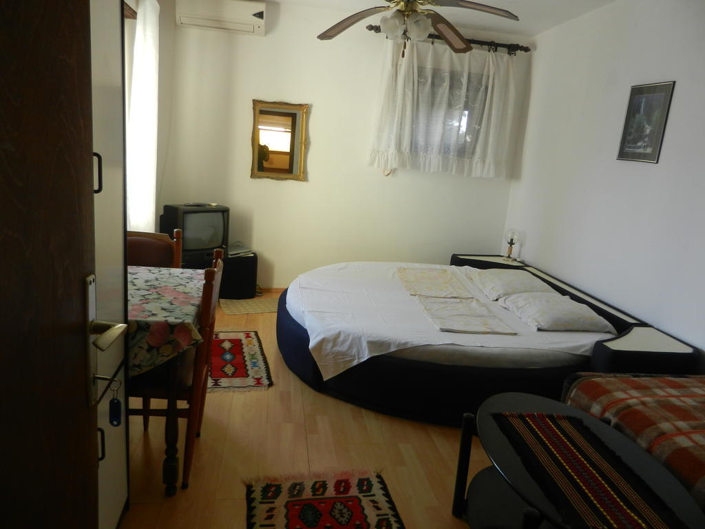 Apartments Sino More Тиват Номер фото